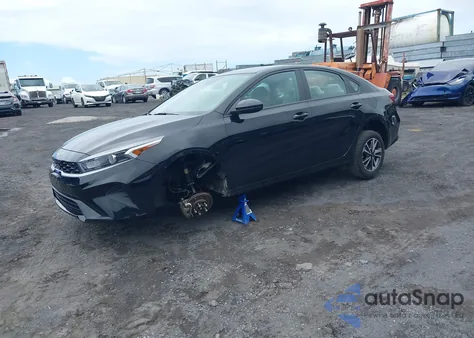 2023 Kia Forte Lxs из США, поврежденный, VIN 3KPF24AD9PE646989